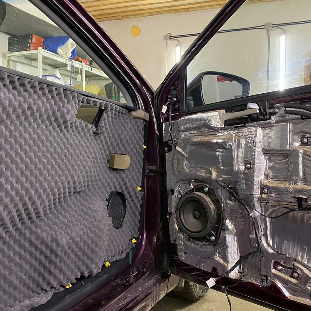 Шумоізоляція дверей (комплект: хетчбек, оптимальна) 5 Приклад шумоызоляції дверей авто